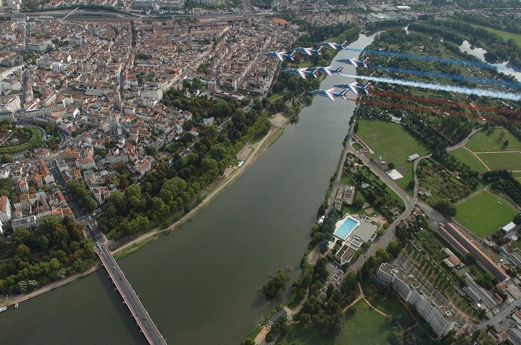 Le pont de Bellerive et l’ancien stade nautique