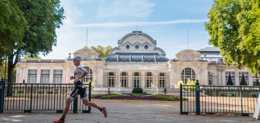 Sport Et Sportifs Sous Vichy - Bernard PRETET - Apple